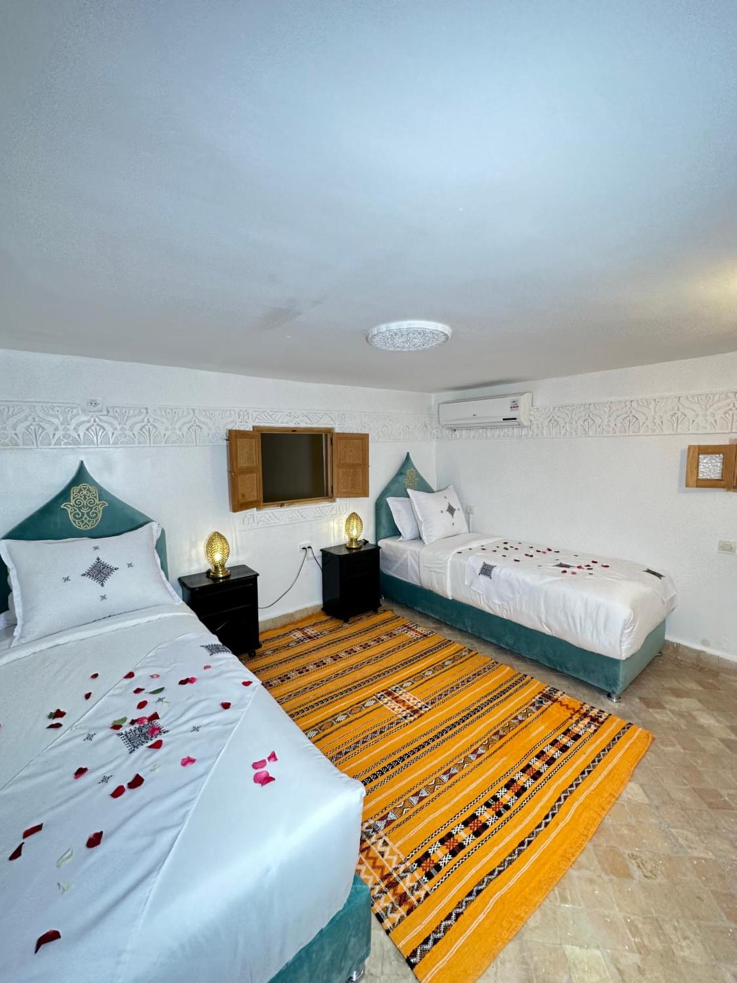 Bed and Breakfast Dar Khmissa Фес Екстер'єр фото