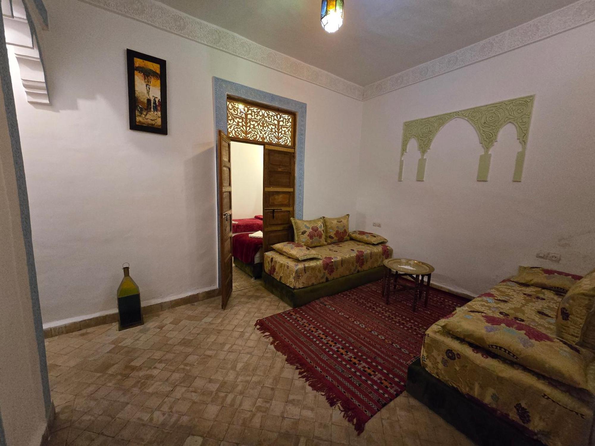 Bed and Breakfast Dar Khmissa Фес Екстер'єр фото