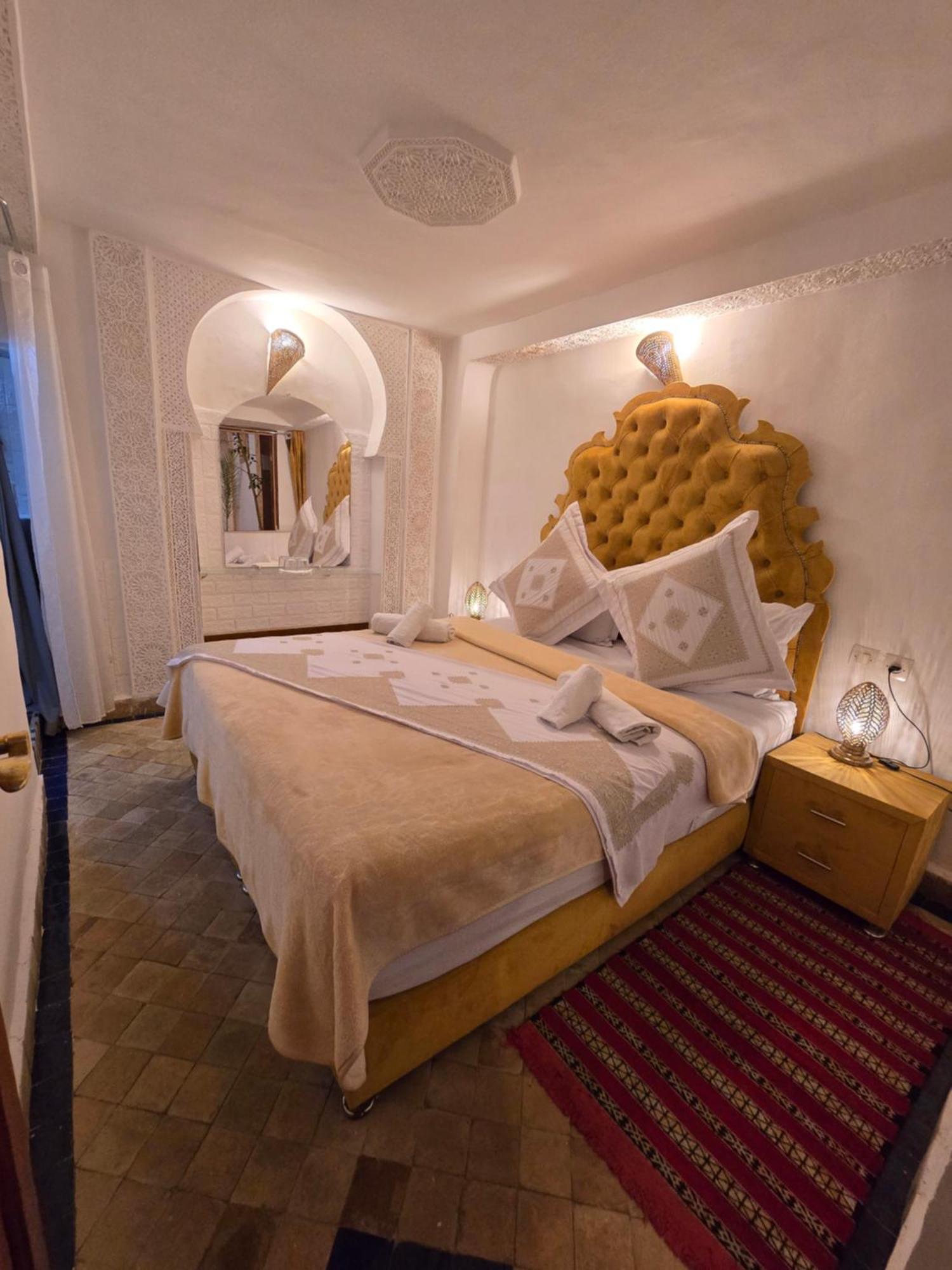 Bed and Breakfast Dar Khmissa Фес Екстер'єр фото