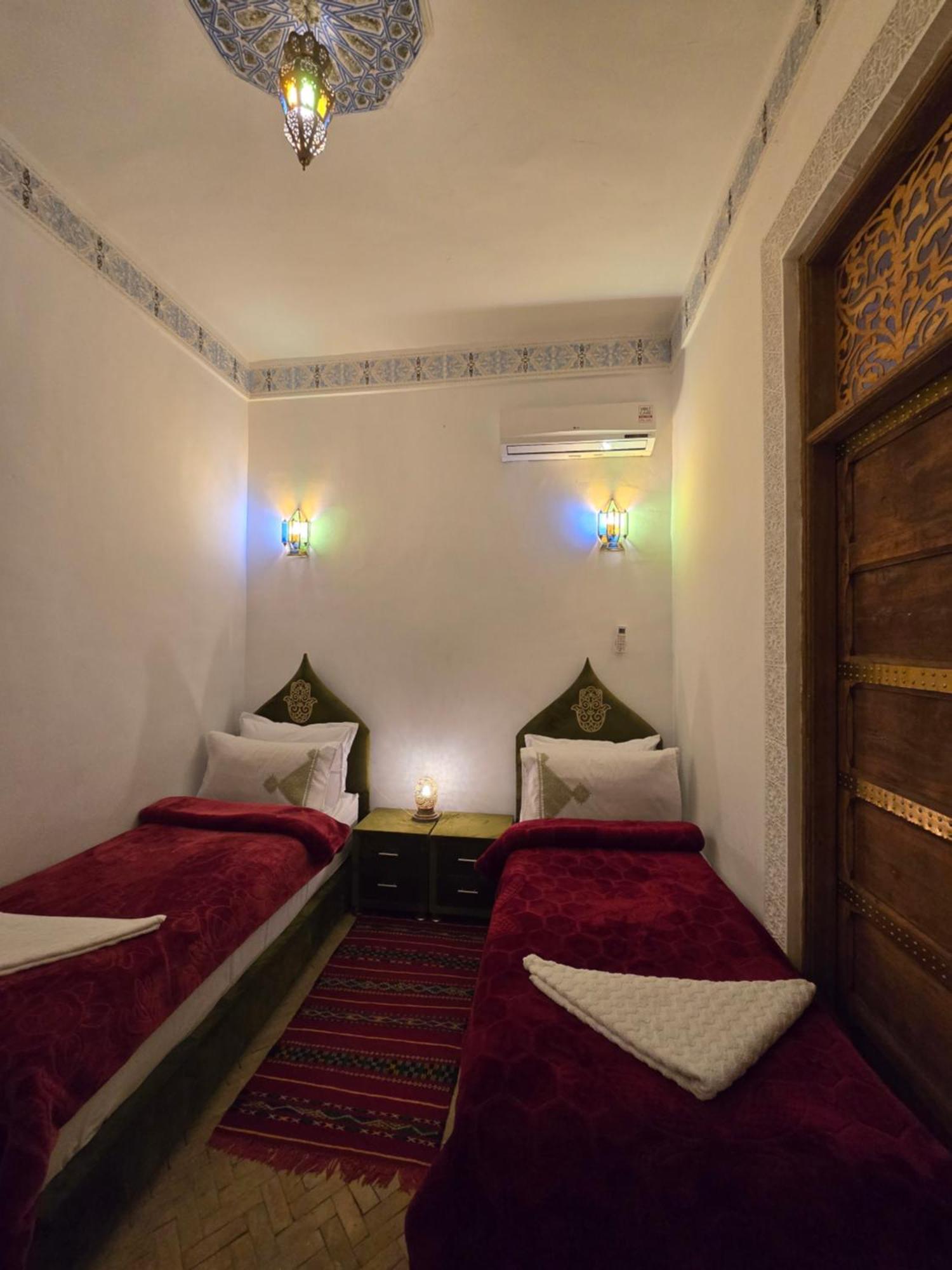 Bed and Breakfast Dar Khmissa Фес Екстер'єр фото