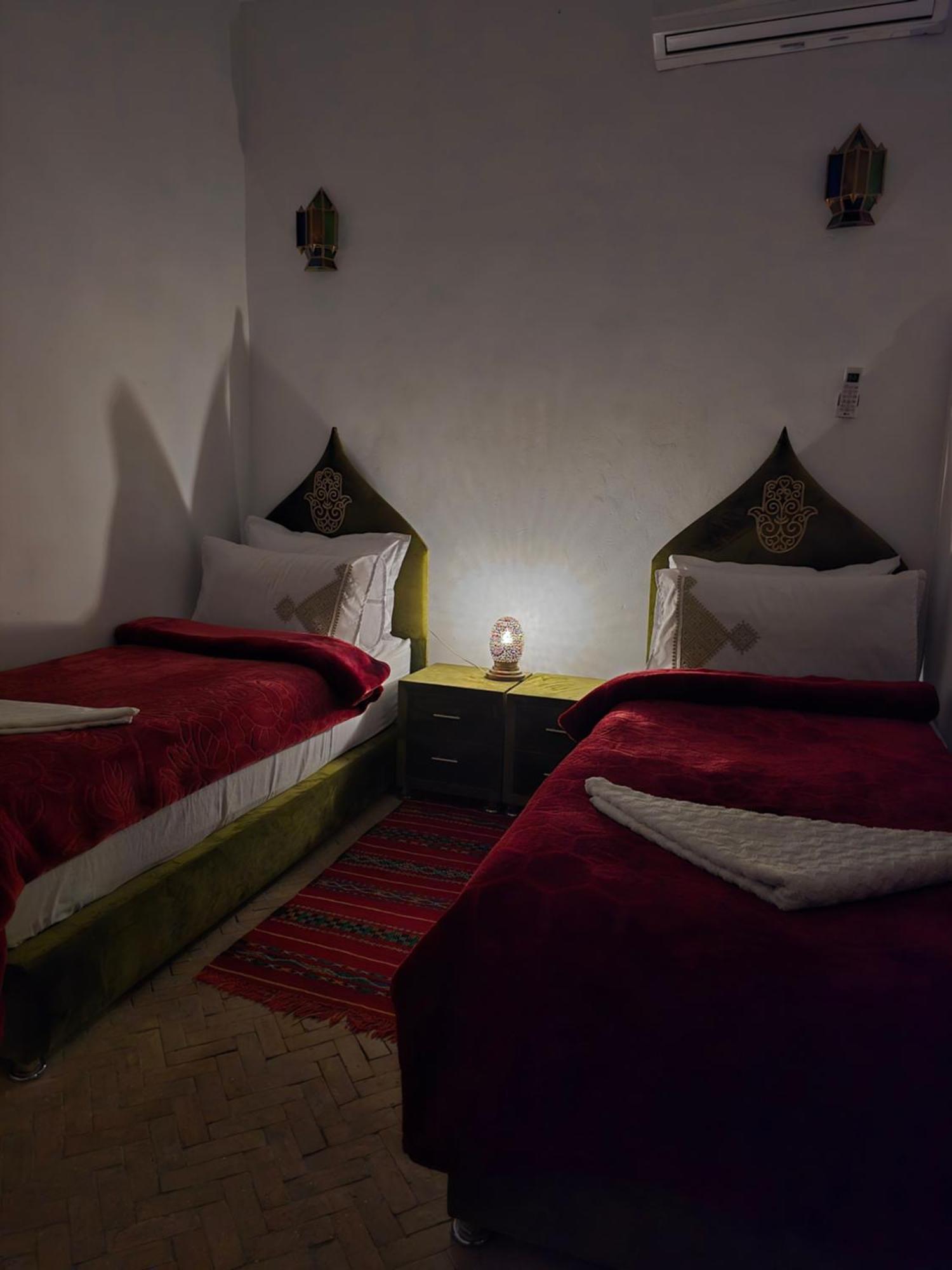 Bed and Breakfast Dar Khmissa Фес Екстер'єр фото